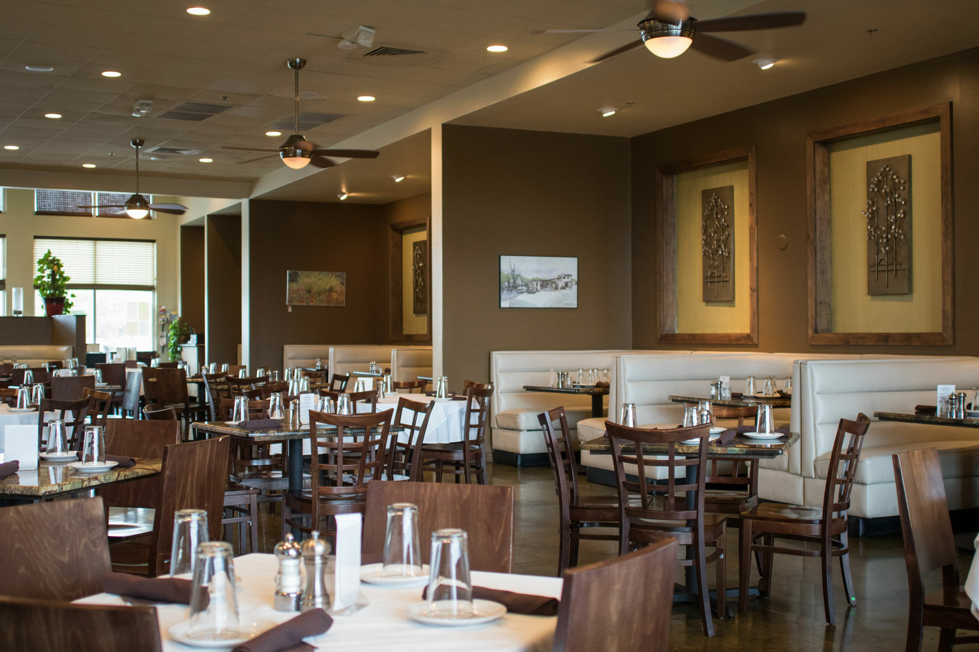 Bed and Breakfast Gilbey'S Bar, Restaurant & Townhouse Windsor Exteriér fotografie